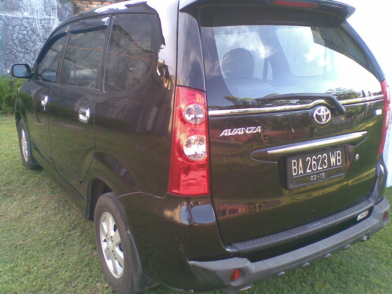 OVER KREDIT AVANZA 13 G THN 2010 HITAM DARI BARU