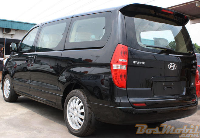 hyundai H-1 promo akhir tahun full bonus + full diskon buktikan....