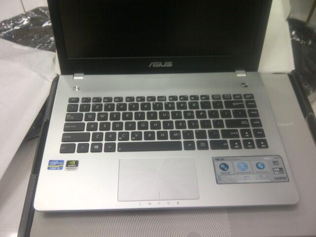 Asus N46VJ-V3015D (3210M/4/750/BT/GT635-2GB/Dos) Black --- New Arrival