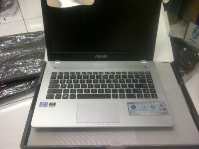 Asus N46VJ-V3015D (3210M/4/750/BT/GT635-2GB/Dos) Black --- New Arrival