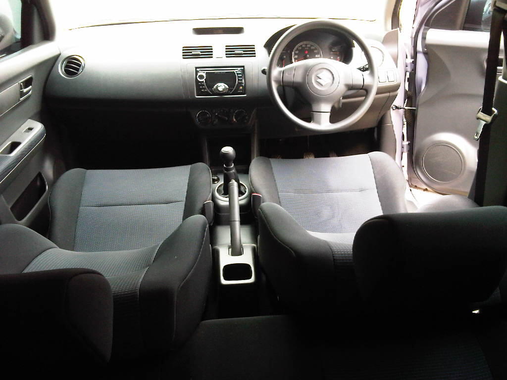 SUZUKI SWIFT ST MT 2009 ABU - ABU METALIK