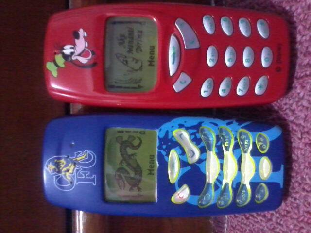 2 hp jadul Nokia 3315 Casing oce