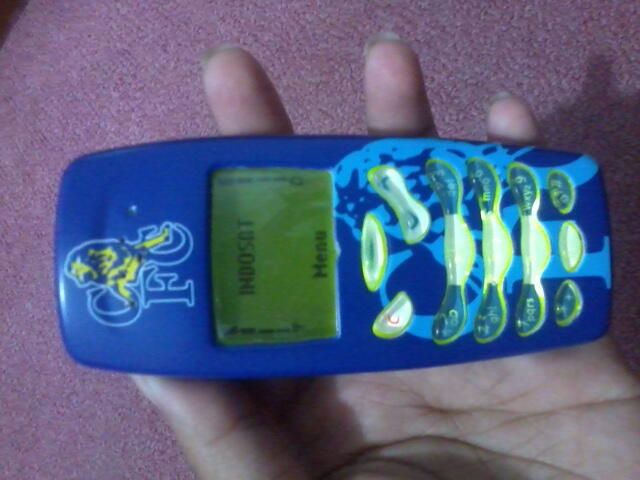 2 hp jadul Nokia 3315 Casing oce