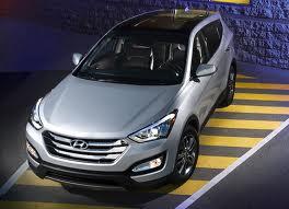 showroom resmi mobil hyundai pusat