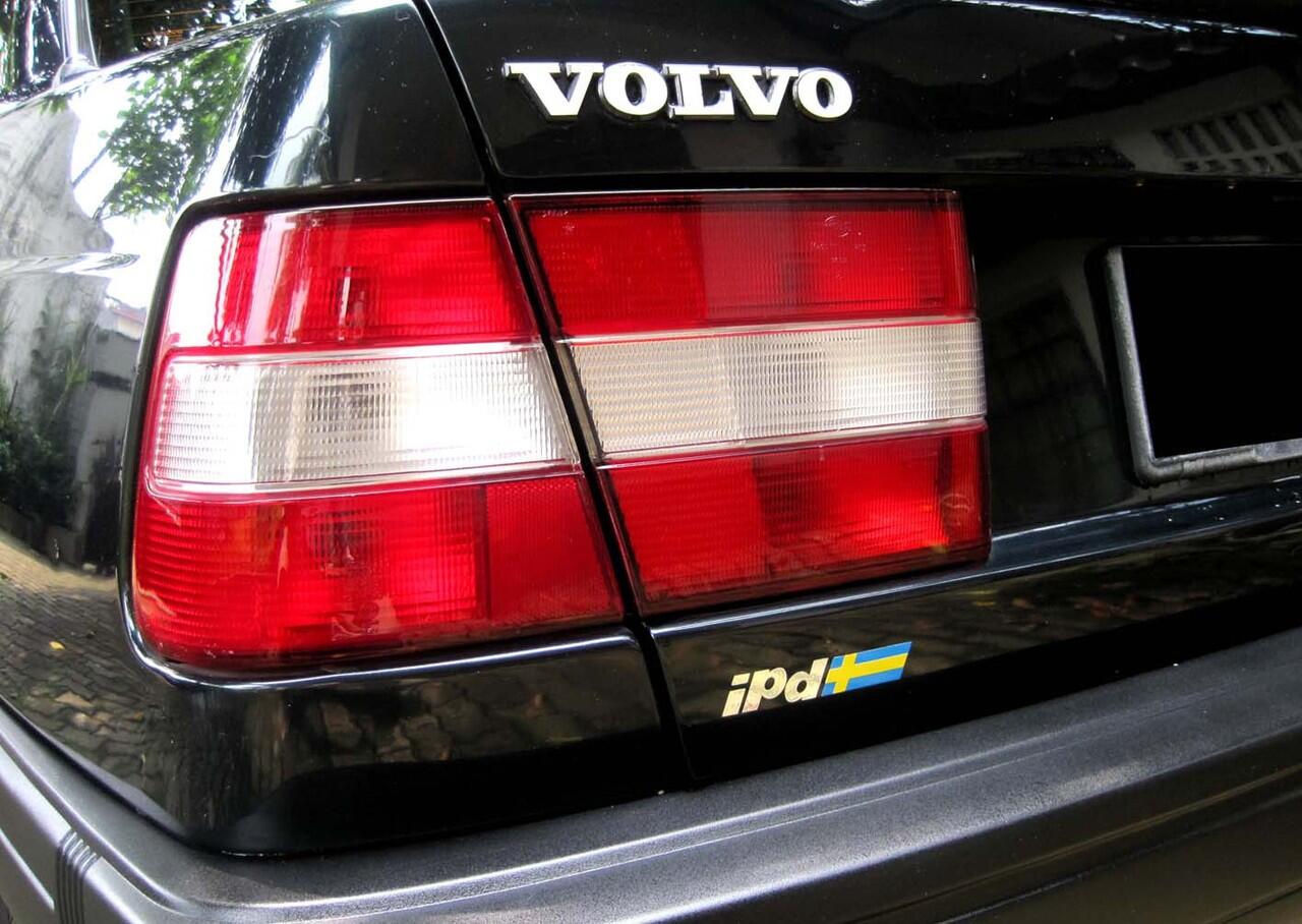 VOLVO 960 GL AT '94 DARK GREEN (MINT CONDITION)