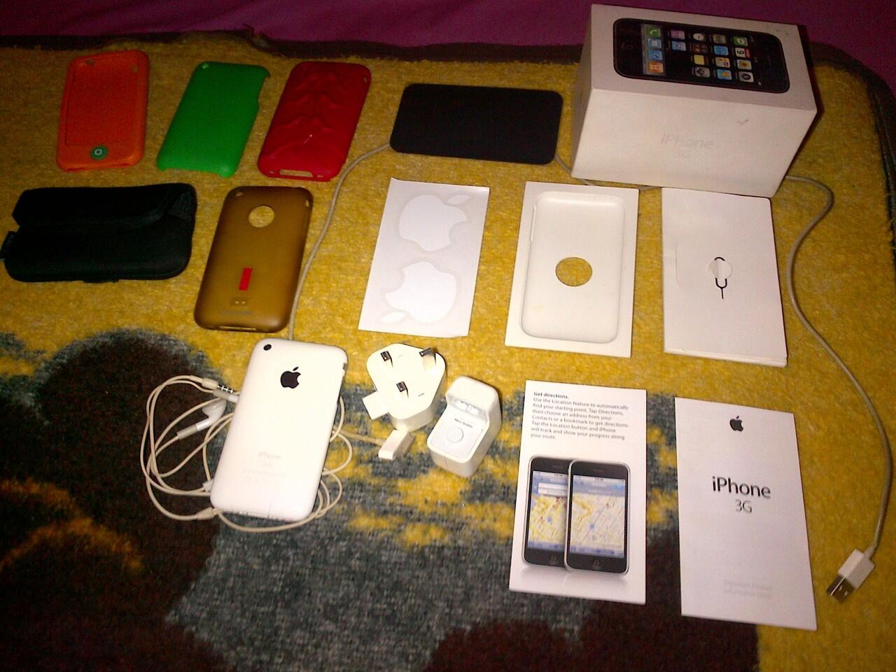 IPHONE 3G WHITE BANYAK BONUS BANDUNG