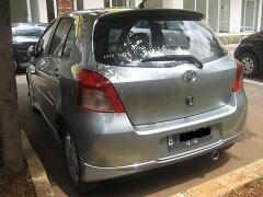 JUAL TOYOTA YARIS 2006 AKHIR