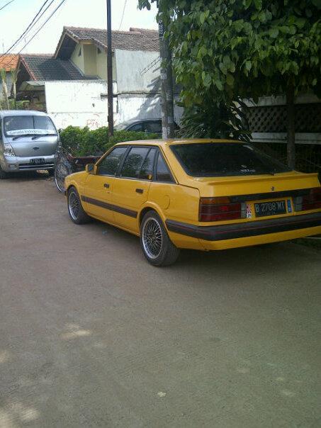 mazda 626 hatcback (euro version) barang langka!!
