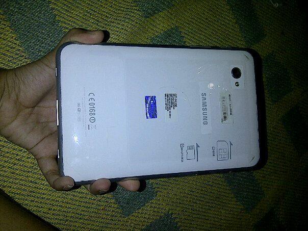 DIJUAL GALAXY TAB 7 PLUS SECOND, FULLSET GARANSI 3 BULAN LAGI .