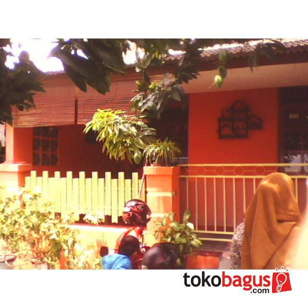 Disewakan rumah mungil 2 lantai di bukit kencana jaya
