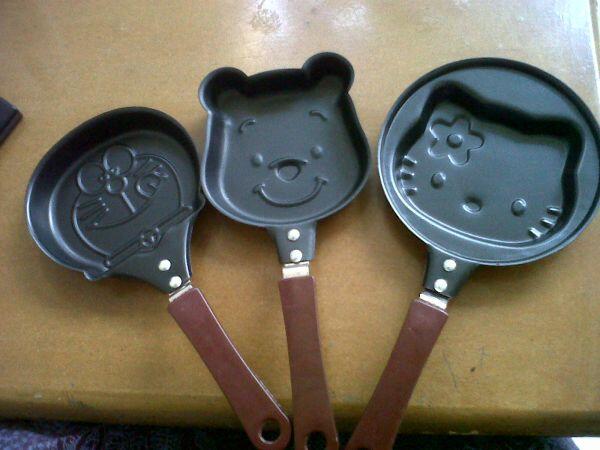 Teflon Karakter Doraemon Pooh Hello Kitty SURABAYA