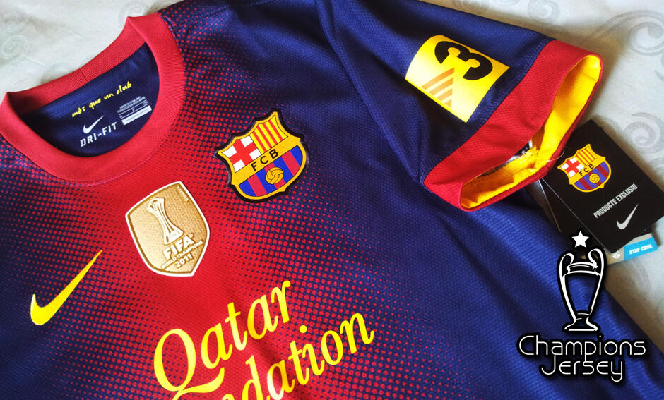 Barcelona 2011-12 MESSI CWC Patch Original size S - SALE Authentic Nike