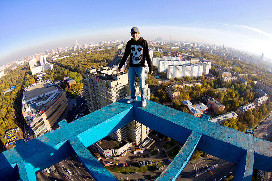 Gila Nih Anak, Foto-foto di Atas Menara (Fotografi Skywalking)