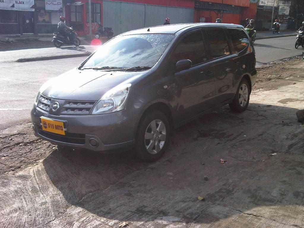 NISSAN GRAND LIVINA 1.5 XV AT 2008 ABU - ABU METALIK