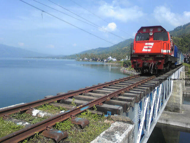 Indahnya Kereta Api Wisata Di Sumatra