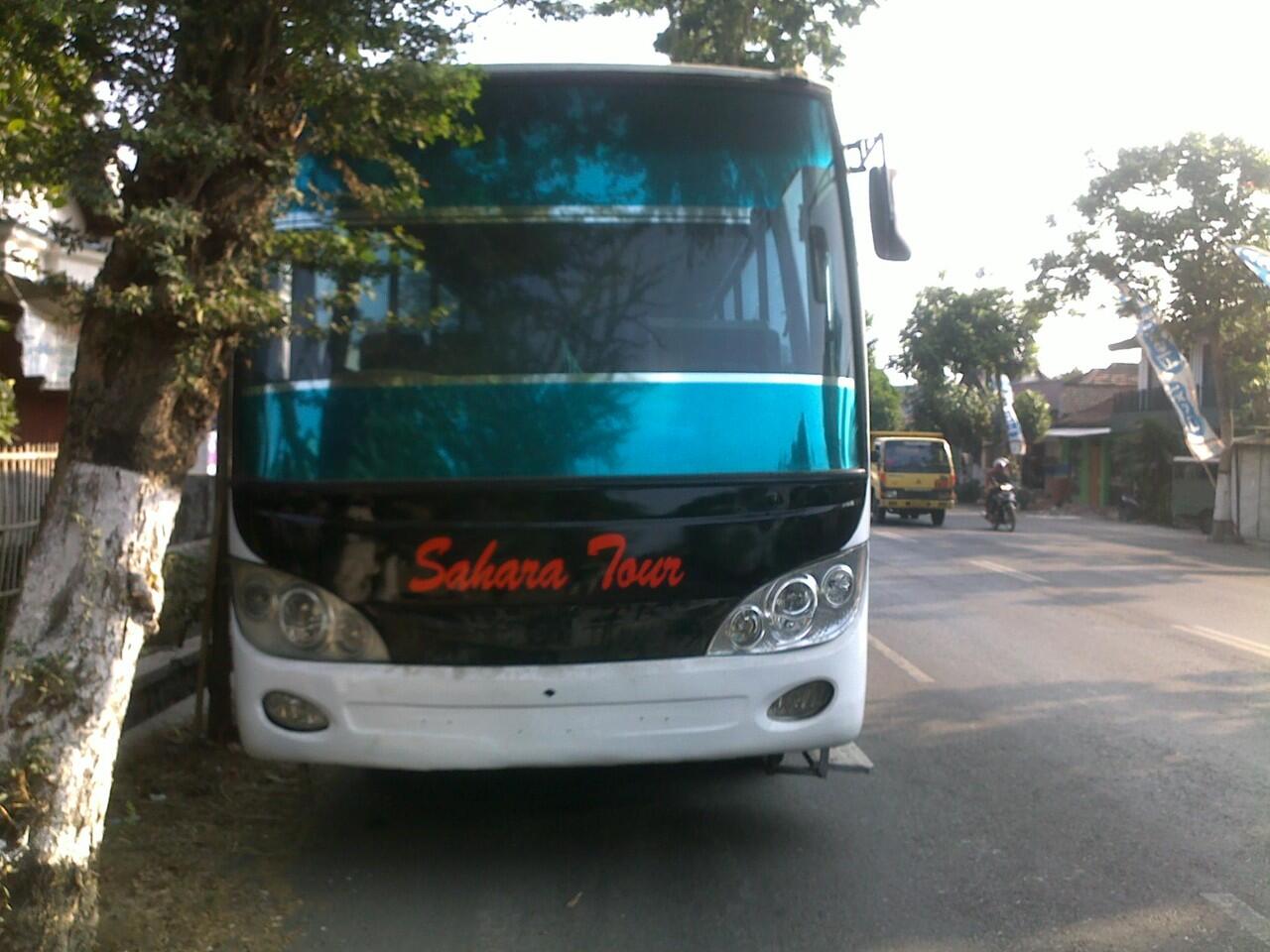 Dijual Bus Pariwisata Mercedes Benz