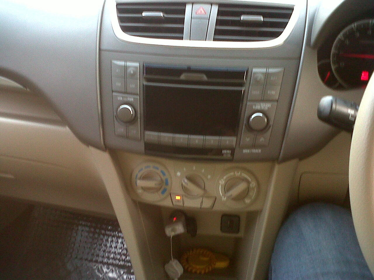 Suzuki Ertiga GL 09-12 Hitam KM 4000'an