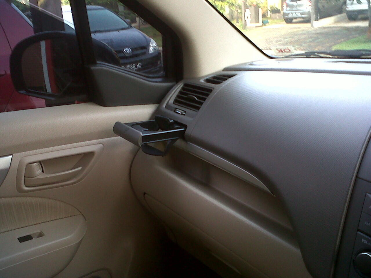 Suzuki Ertiga GL 09-12 Hitam KM 4000'an