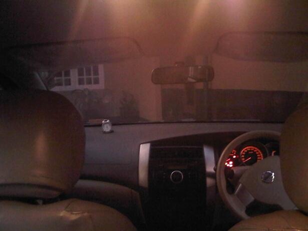 Nissan Grand Livina XV 2010 MT - Family Car :: B JAKARTA