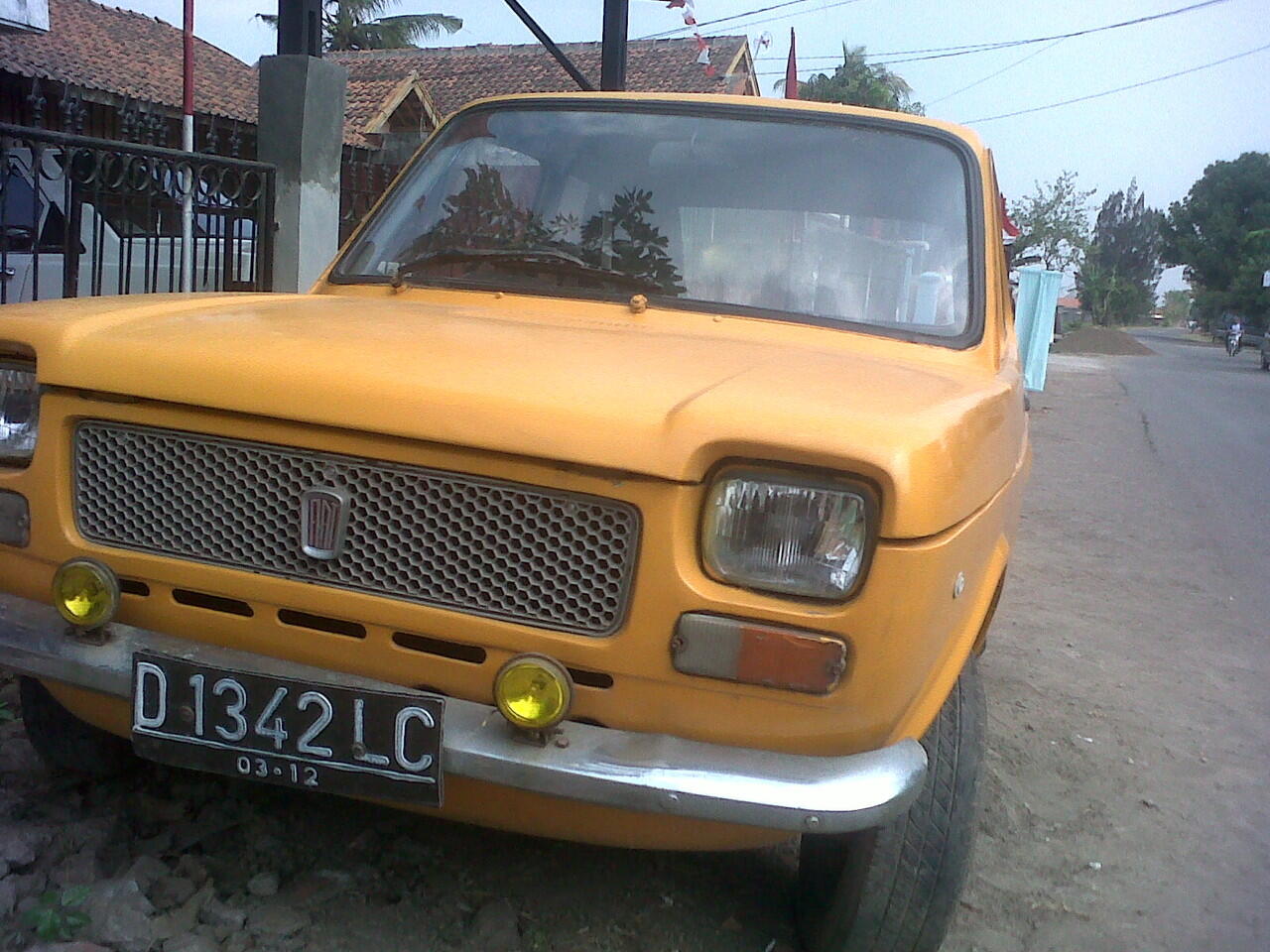Fiat 127 coupe 2 pintu jual kilat BU