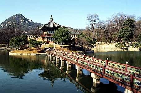 10 Negara Wisata Favorit Tahun 2013