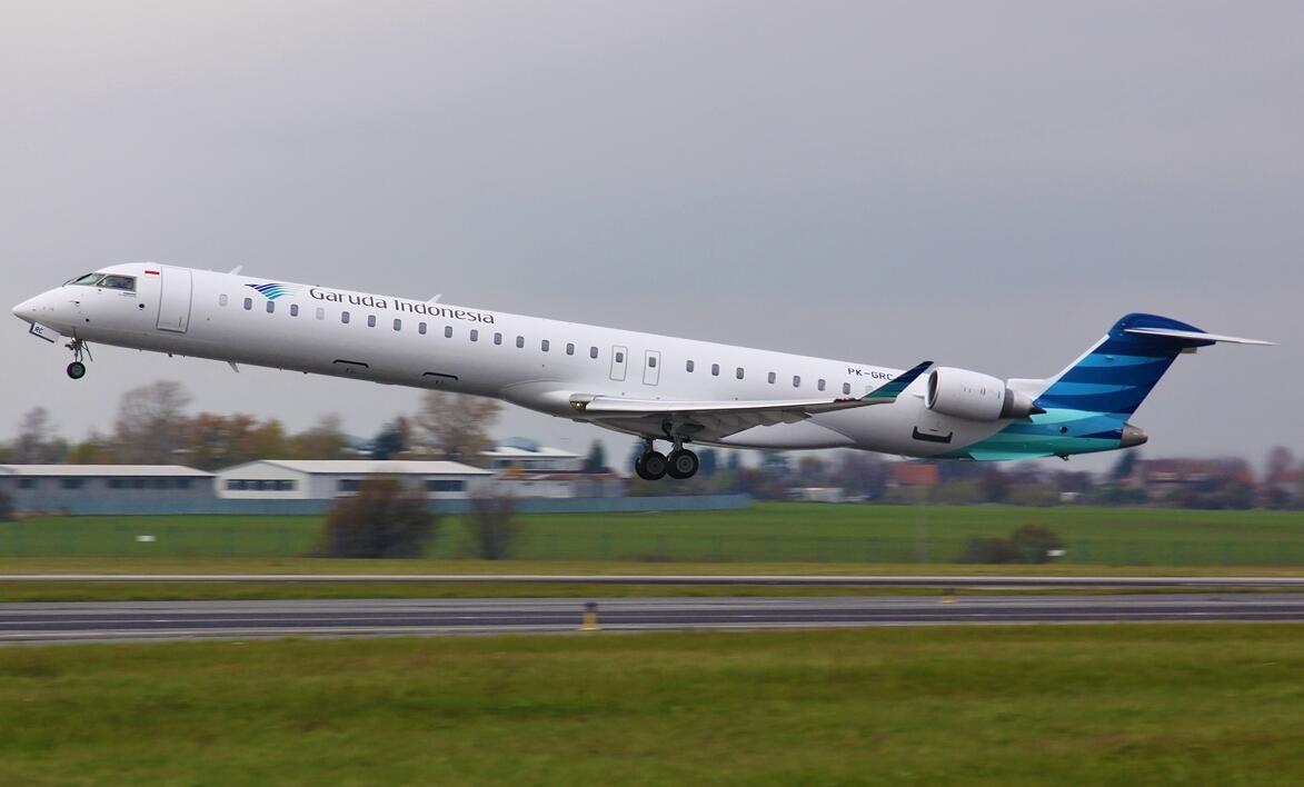 Pesawat baru Garuda Indonesia, Bombardier CRJ1000 Next Generation