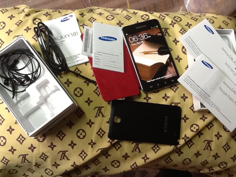 Galaxy note 1 N-7000 like new , garansi , lengkap, murah