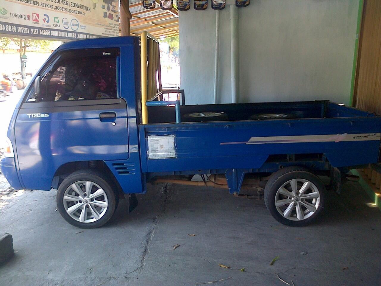 pick up t120ss th 2004 plat D mulus