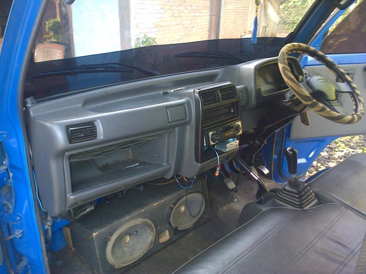 pick up t120ss th 2004 plat D mulus