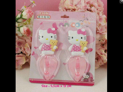 Barang-barang koleksi Hello Kitty