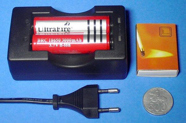 2 Port Travel Charger For 2 Lithium Li-Ion 18650 Battery EU