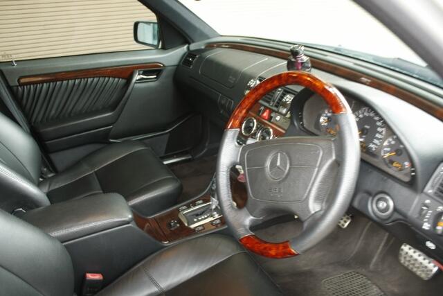 MERCEDES BENZ C200 ELEGANCE 1996 AUTOMATIC SILVER ISTIMEWA