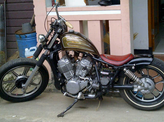 HONDA NV 400