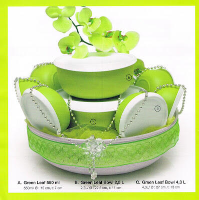 TUPPERWARE