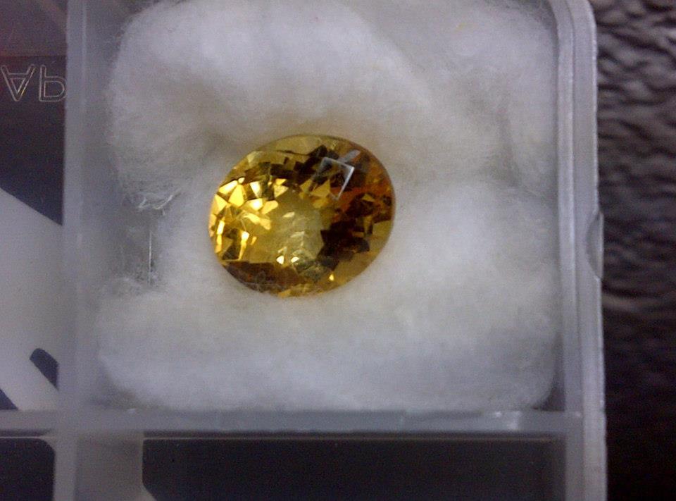 Di jual berbagai macam gems stone/ batu mulia natural topaz, citirine, ruby, dll
