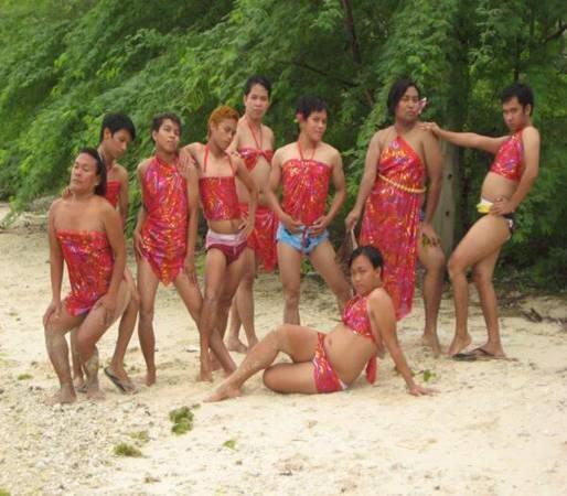 Kumpulan foto model Indo di pantai (PICT BB++ GAN)