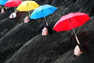 Woww..!!! Inilah 9 Cara Mandi Unik Di Dunia 