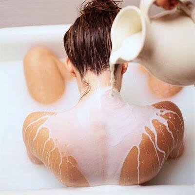 Woww..!!! Inilah 9 Cara Mandi Unik Di Dunia 