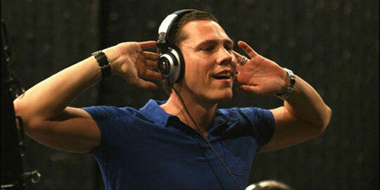 10 DJ Terbaik Tahun 2012
