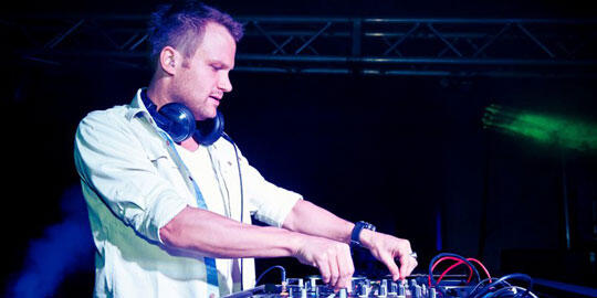 10 DJ Terbaik Tahun 2012