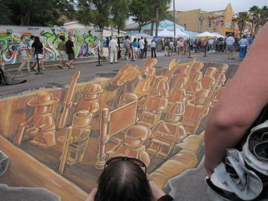 Festifal Seni Lukis dengan Kapur Tulis Yang Menakjubkan di Sarasota