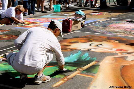 Festifal Seni Lukis dengan Kapur Tulis Yang Menakjubkan di Sarasota