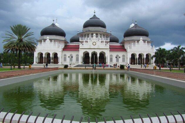 Menjejakkan Kaki di Aceh Baru