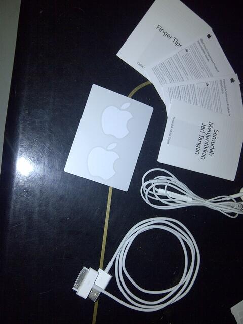 Jual iPod 4th Generation 8GB White Mulus 99%, GARANSI RESMI sisa 6 BULAN!!!
