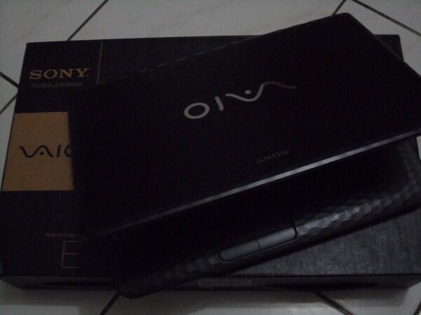 SONY Vaio VPC-EK25EG (E450/2/320/BT/Win7)