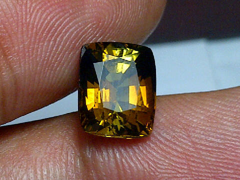 ALEXANDRITE CHRYSOBERYL
