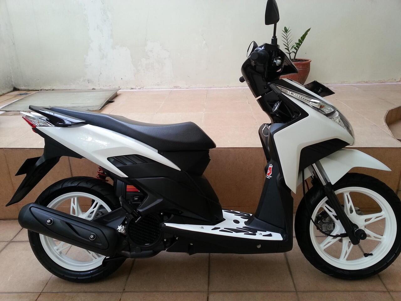 Terjual HONDA VARIO TECHNO Non CBS 2011 Jakarta Mulus