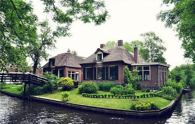 Giethoorn, Desa Terapung di Belanda..cekidooottt!!!