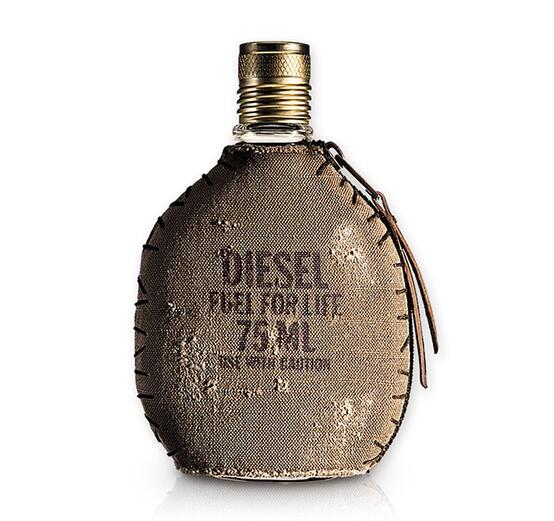 Desain Botol Parfum Unik &amp; Menarik