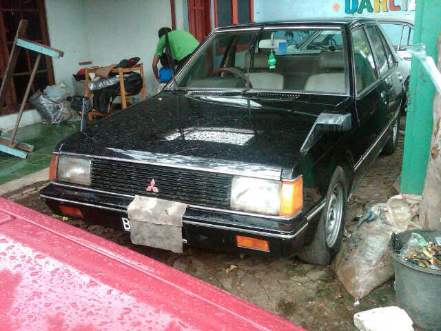Mitsubishi lancer sl 83 full orisinil,irit,bandel